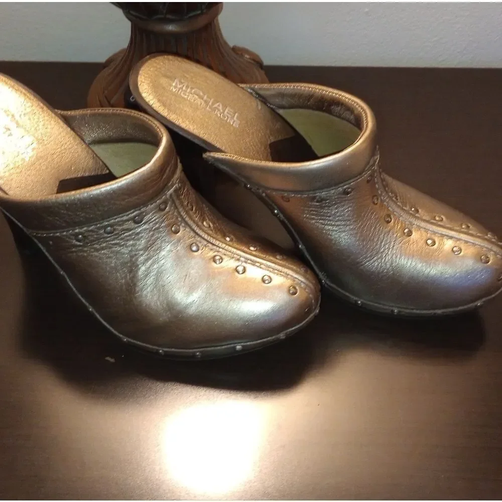 🆕🎉Michael KORS Blingy Gold Metallic Clogs Slides Mules - Picture 2 of 6